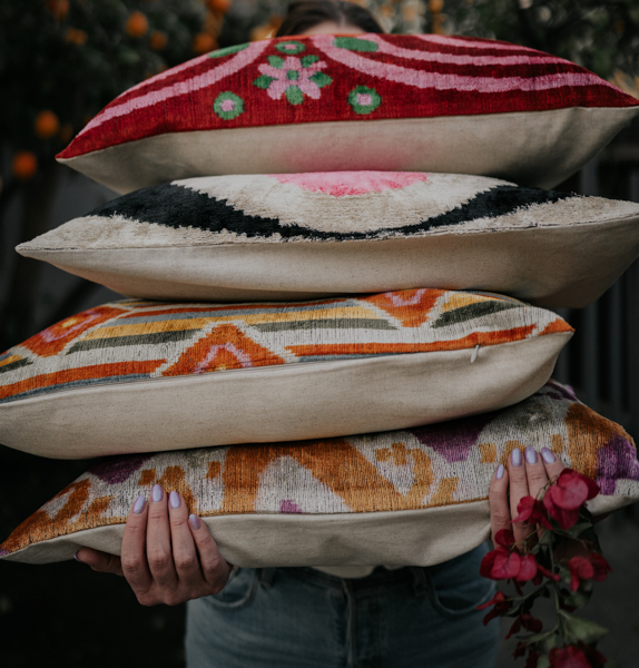 Lifestyle photograph in Ashland, Oregon by Alisha Danielle